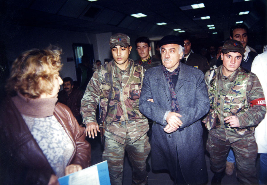 %_tempFileNameHaymanaCezaevineGiderken%