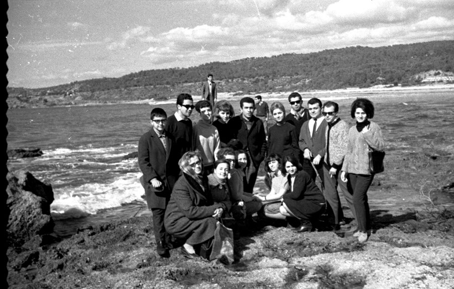 ARKADAŞLARI